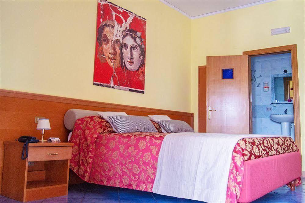 Hotel Piccolo Sogno Pompeya Exterior foto